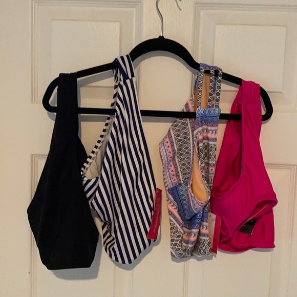 Get ALL 4 new bikini bottoms size medium mix w/different tops smoke free home - Picture 1 of 5